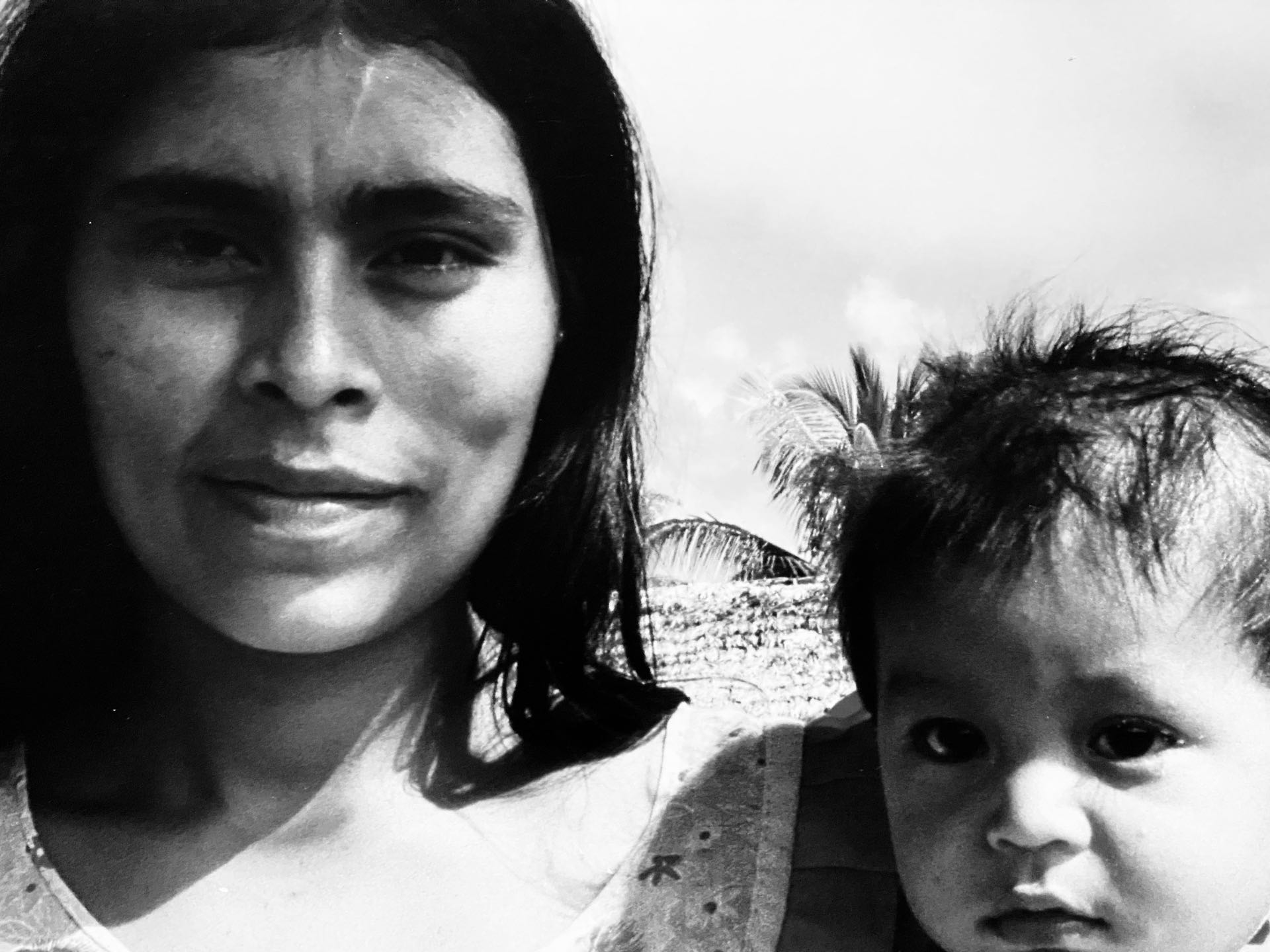 Tawahka-Frau, Mutter mit Kind, Krausirpe